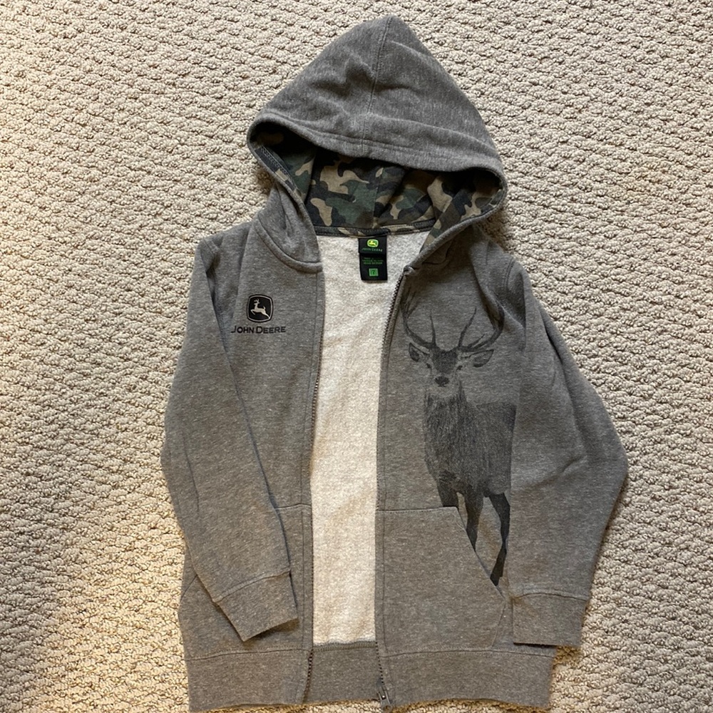 John Deere sweatshirt